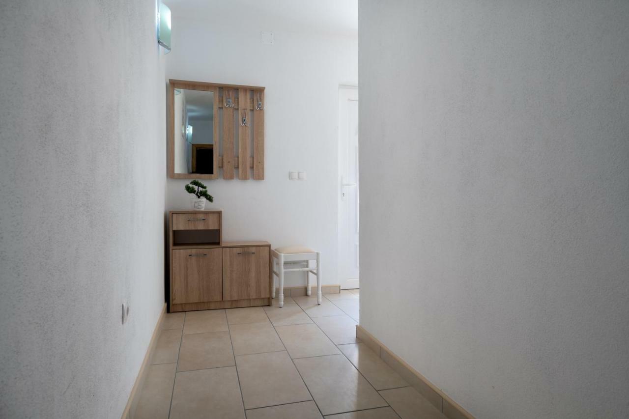 Apartments Lavanda Неум Экстерьер фото