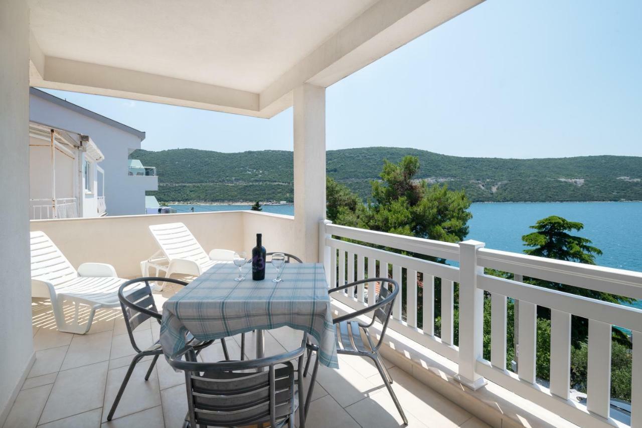 Apartments Lavanda Неум Экстерьер фото